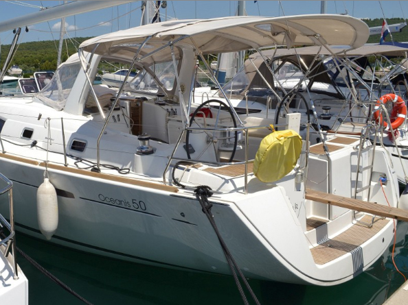 Beneteau Oceanis 50