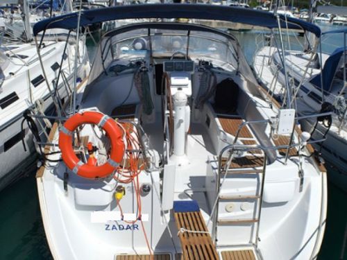 Beneteau Oceanis 423