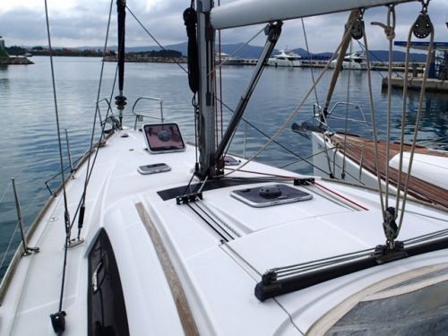 Beneteau Oceanis 43