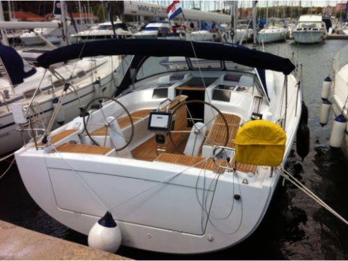 Hanse 415