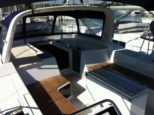 Beneteau Oceanis 55