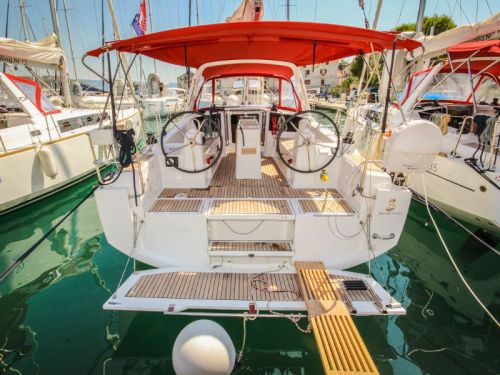 Beneteau Oceanis 35