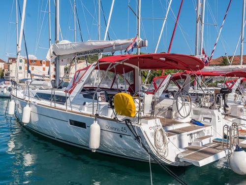 Beneteau Oceanis 45