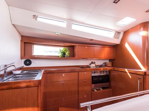 Beneteau Oceanis 48