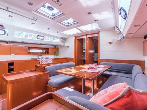 Beneteau Oceanis 50