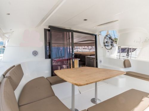 Fountaine Pajot Lipari 41