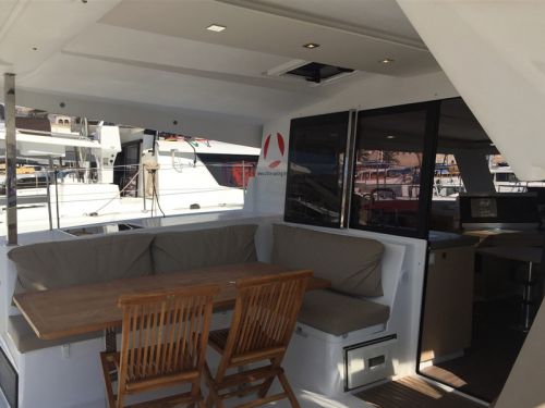 Fountaine Pajot Lucia 40