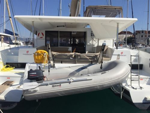 Fountaine Pajot Lucia 40